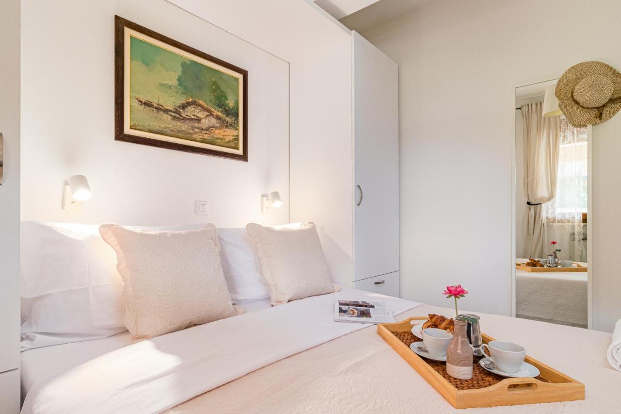 Lovely Istrian Apartment With A Private Swimming Pool And A Charming Garden Banjole Zewnętrze zdjęcie