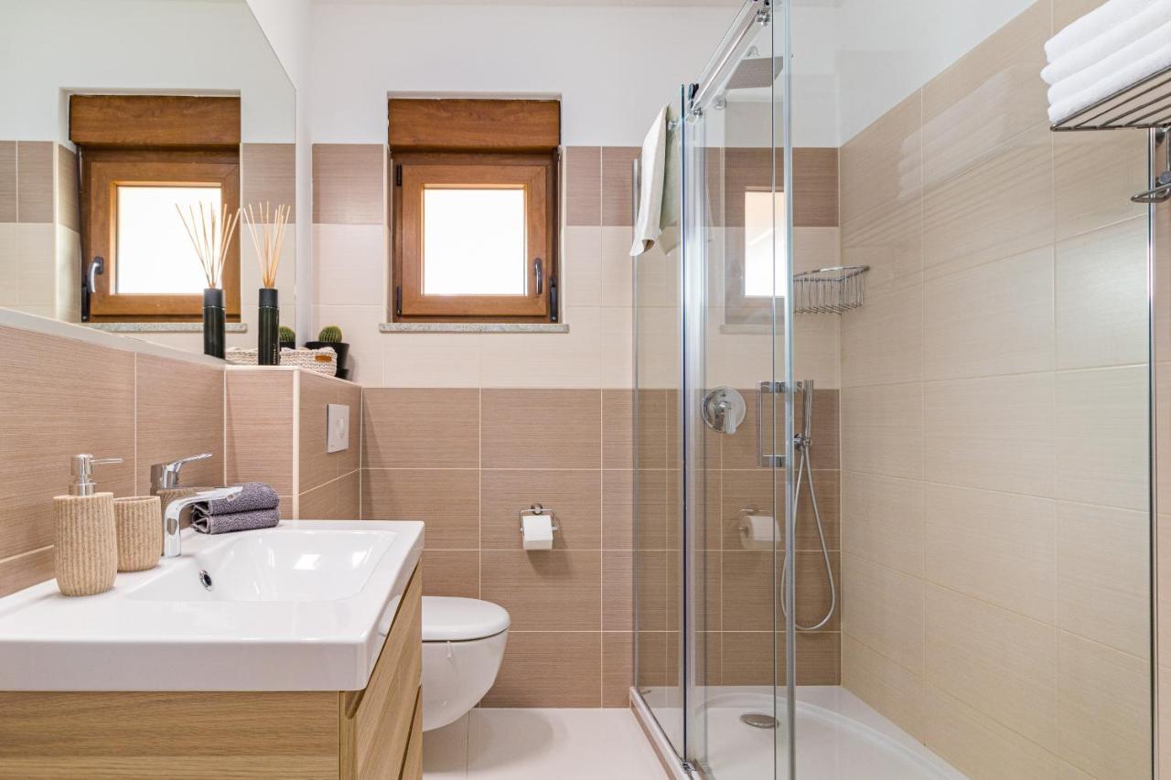 Lovely Istrian Apartment With A Private Swimming Pool And A Charming Garden Banjole Zewnętrze zdjęcie